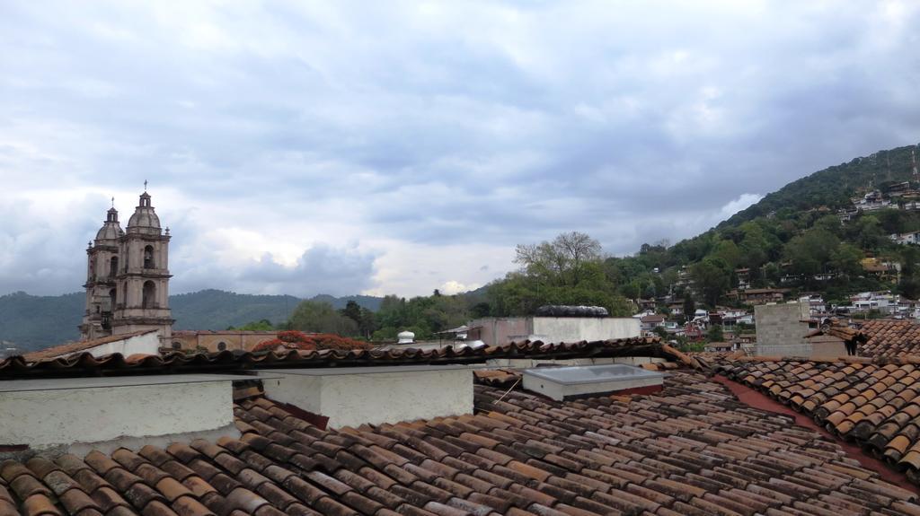 Hotel Casa Abierta Valle de Bravo Buitenkant foto