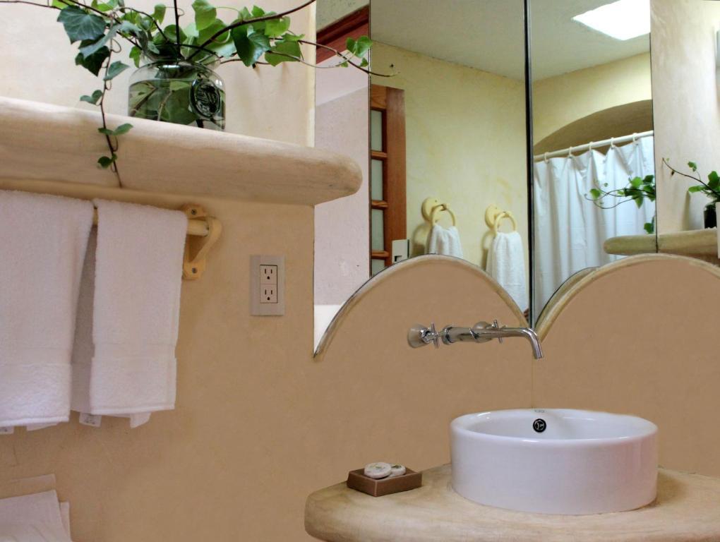 Hotel Casa Abierta Valle de Bravo Kamer foto